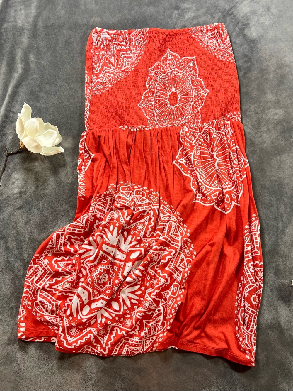 VENUS Red Strapless Bandana-Print Swim Coverup Dress